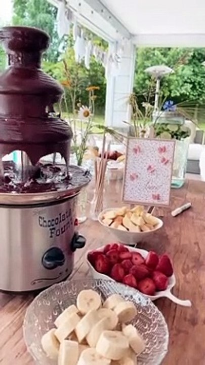 Noura, l'épouse de Jo-Wilfried Tsonga, a célébré la future naissance de leur enfant lors d'une baby shower.