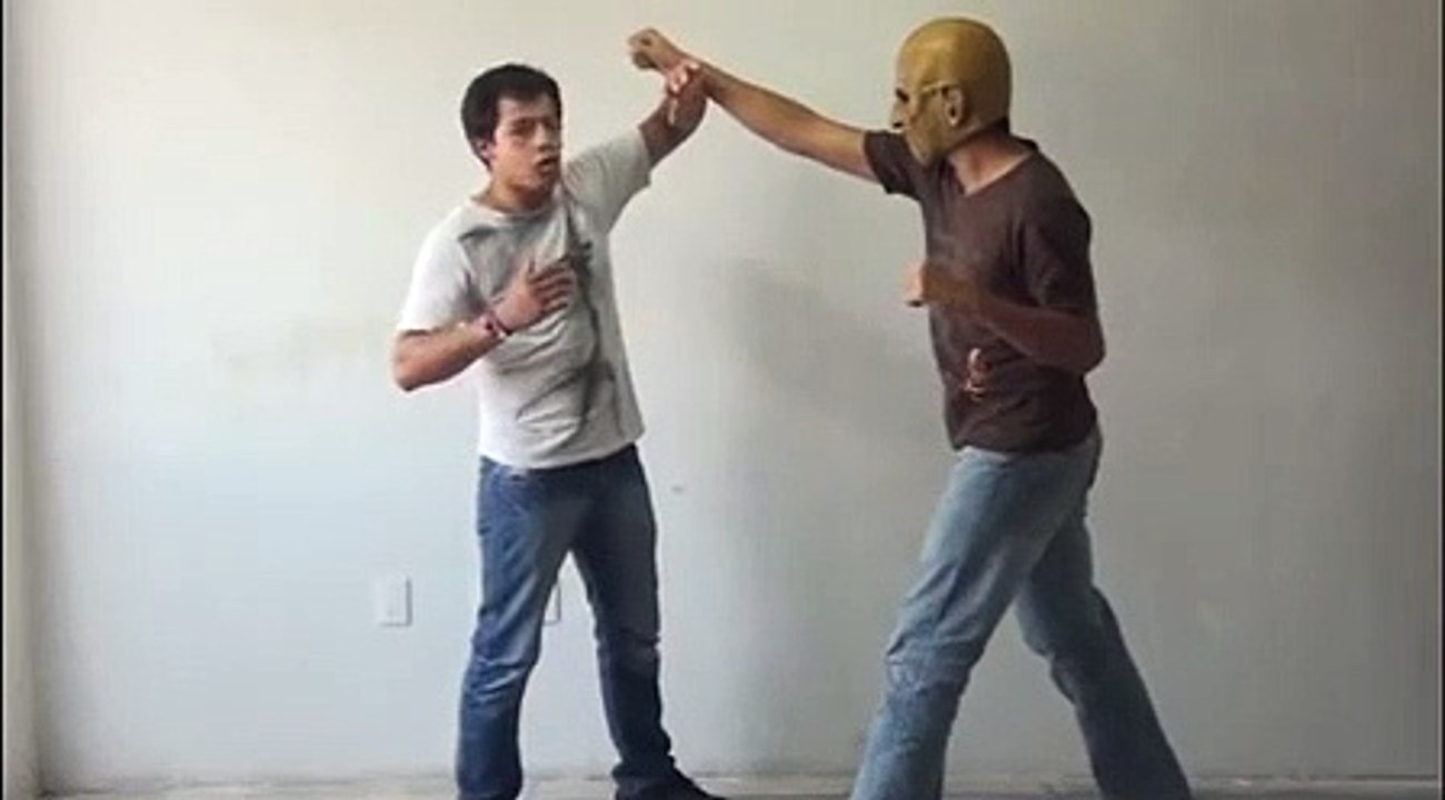 Derribar a un oponente en lucha