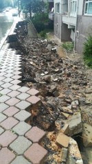 ANKARA'DA SAĞANAK; İSTİNAT DUVARI ÇÖKTÜ, BAZI EVLERİ SU BASTI