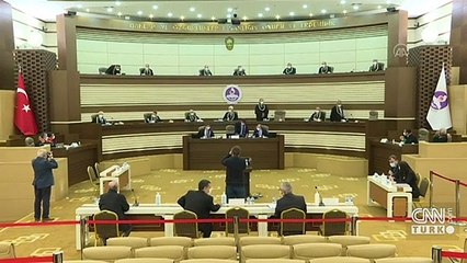 HDP'ye kapatma kararı için aranacak oy çokluğu tartışması