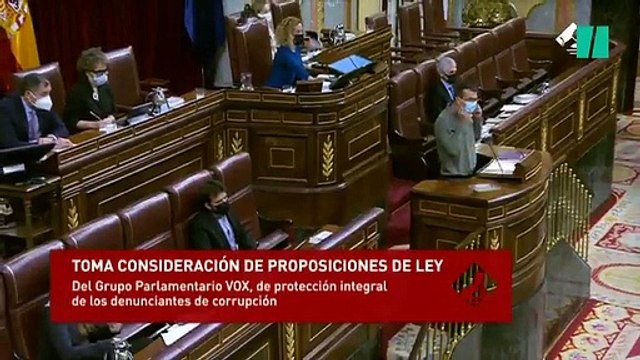 María Dantas (ERC) enloquece en el Congreso: ataca a Meritxell Batet y grita ¡fascista! al oído de Macarena Olona
