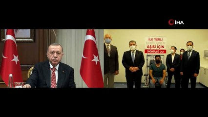 Descargar video: Cumhurbaşkanı Erdoğan,  “Yerli aşının üçüncü fazının ilk doz uygulaması”na videokonferans yöntemiyle katıldı