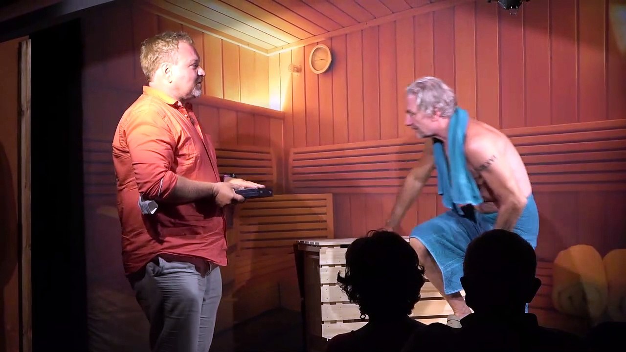 Stafan Mras erhält Ehrenzeichen,  über seine vollständige Gesundung und von der G-Punktstory