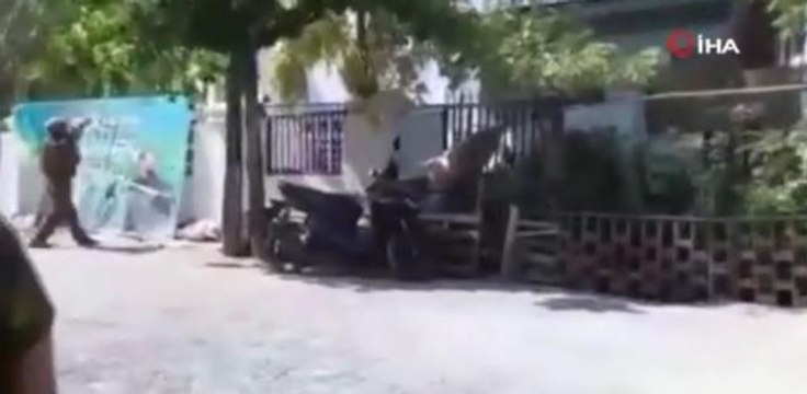 Myanmar'da protestocuların sığındığı eve roketatarlı saldırı iddiası