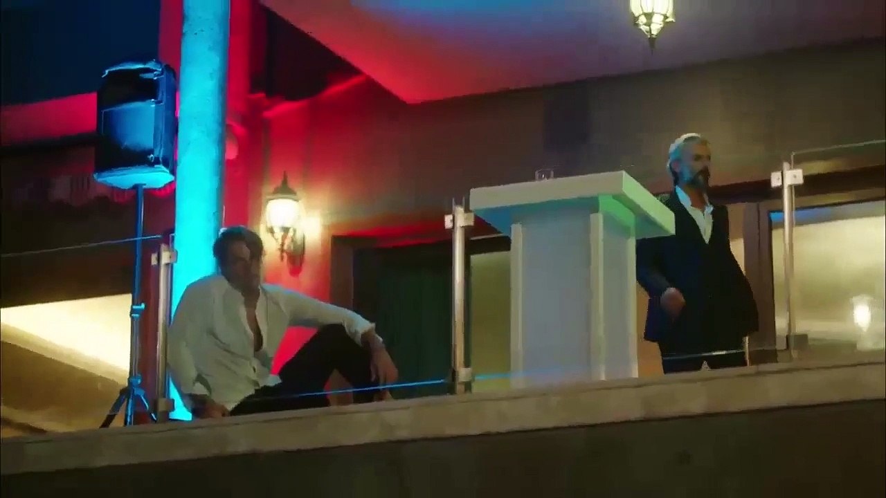 مسلسل الحفرة الحلقة 1