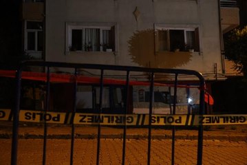 Avcılar'da kolonu çatlayan 5 katlı bina boşatıldı