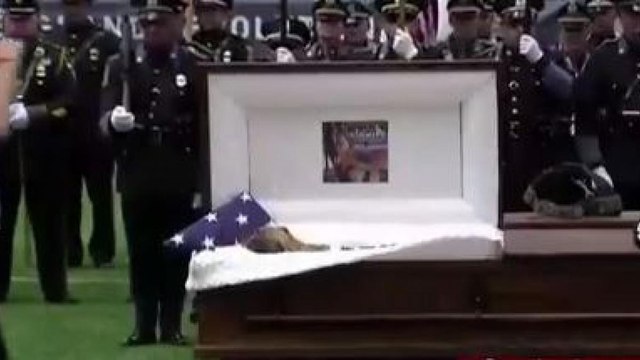 Sniffer dog gets guard of honour at his funeral