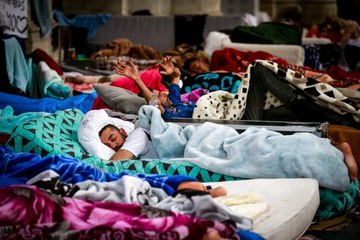 Brüksel'de kaçak göçmenlerin kilisedeki açlık grevi 29. gününü geride bıraktı