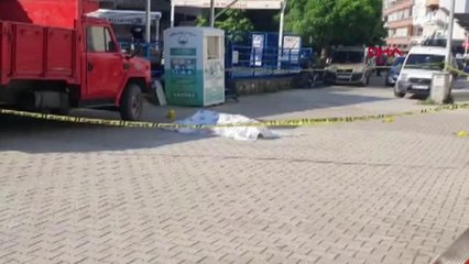 Son dakika... BAHÇE DUVARI NEDENİYLE TARTIŞTIĞI KOMŞUSUNU ÖLDÜRDÜ