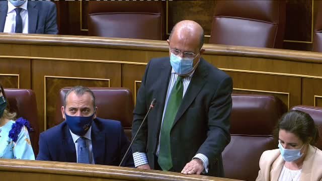 Iceta a Vox: No ha nacido quien me humille a mí y menos quien humille a España