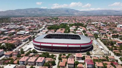 ERZİNCAN - Açılışı için gün sayılan modern şehir stadı Erzincanlıları cezbedecek