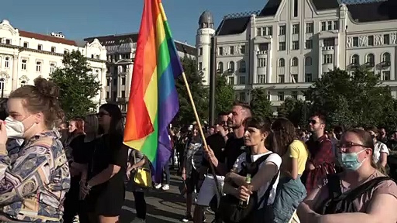 Lei anti-LGBT é 'uma vergonha'