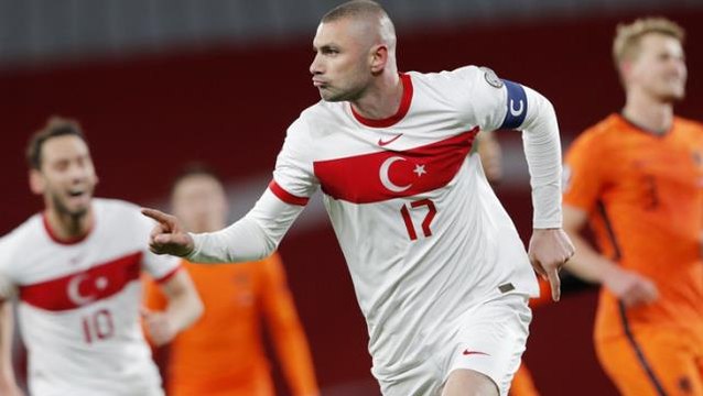 Hakan Çalhanoğlu'nu kaptıran Milan, Milli Takım'ın golcüsü Burak Yılmaz'ı markaja aldı