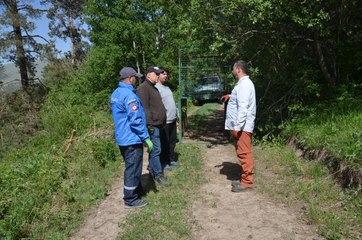 Hayvanat bahçesi görevlilerine sarıçam ormanlarında "yaban hayatını izleme" eğitimi