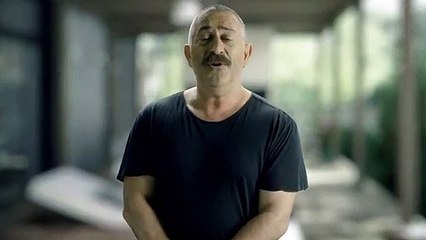 Cem Yılmaz, aşılama kampanyası için konuştu: Sağlıklı günlerimize geri dönebilmek için lütfen aşılarımızı olalım