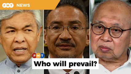 Three-way split in Umno does not augur well for party
