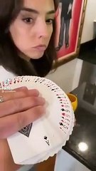 Un tour de magie que sa copine ne va pas trop apprécier