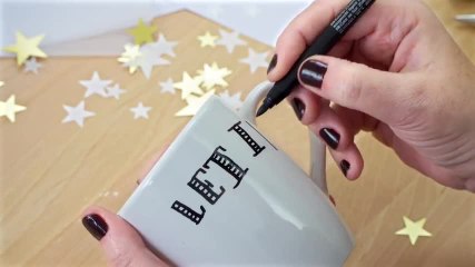 Handlettering: Tassen selbst bemalen - so geht's!
