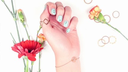 Boho Nails mit süßen Pünktchen
