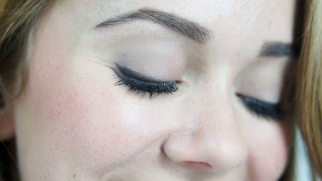 Schön mit Snukieful: Augen-Make-up mit Lidstrich