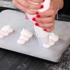 Muñecos de nieve de merengue