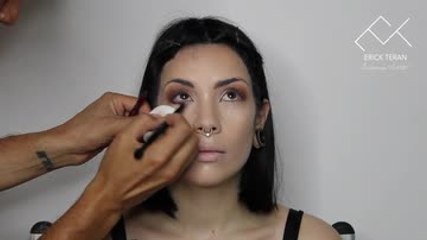 Maquillaje en tonos cálidos