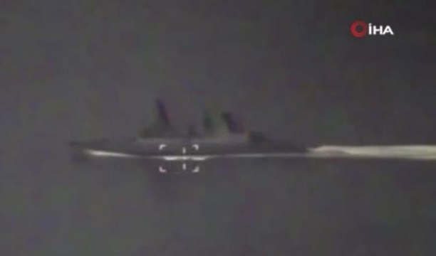 Son dakika haberleri | Rusya, İngiliz savaş gemisinin görüntülerini yayınlandı