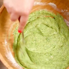 Pastelitos de albahaca y calabacín, ¡sabrosos y saludables!
