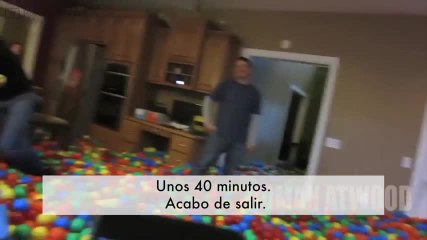 ¡Una casa convertida en una piscina de bolas gigantesca!