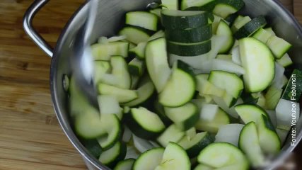 Deliziosa vellutata di zucchine da provare assolutamente!