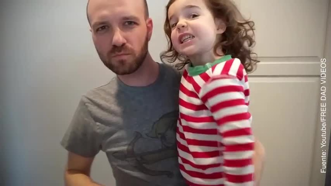 ¡Este padre versiona una famosa canción con sus hijos!