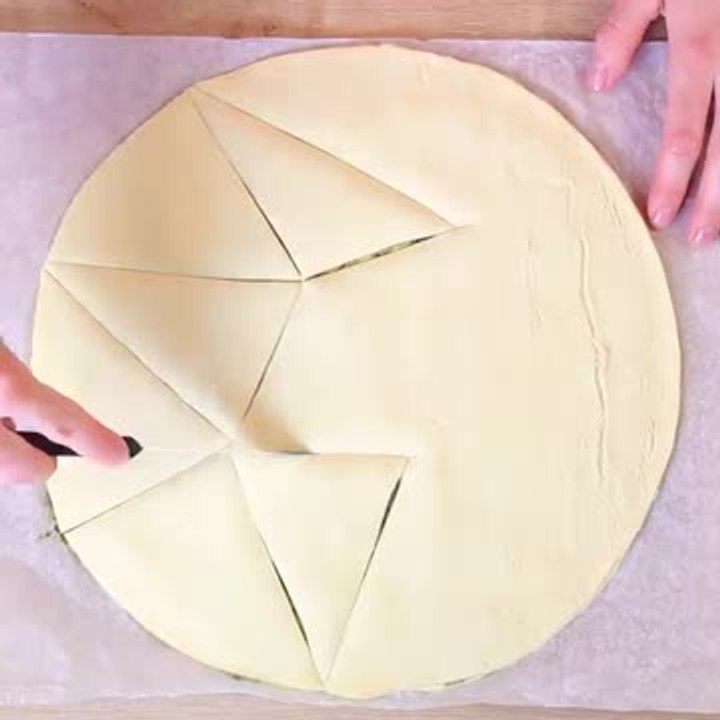 Alberelli di pasta sfoglia al pesto!