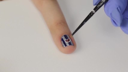 Manicura estilo marinero