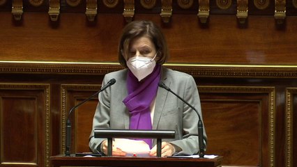 programmation militaire: Florence Parly demande au Sénat de retrouver son sérieux