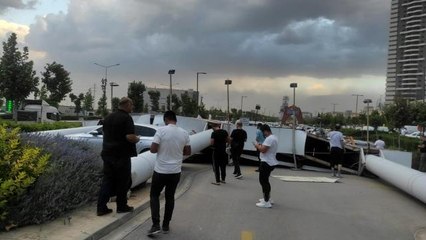 Herkes panik içinde kaçıştı! 5 dakikalık kum fırtınası Denizli'yi yıktı geçti