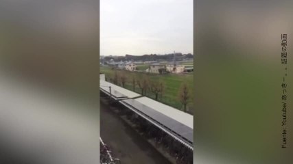 ¡Esto sí son auténticos aviones de papel!