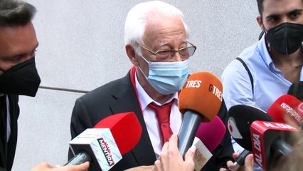 El Padre Ángel, muy emocionado, recuerda a Mila Ximénez en su funeral