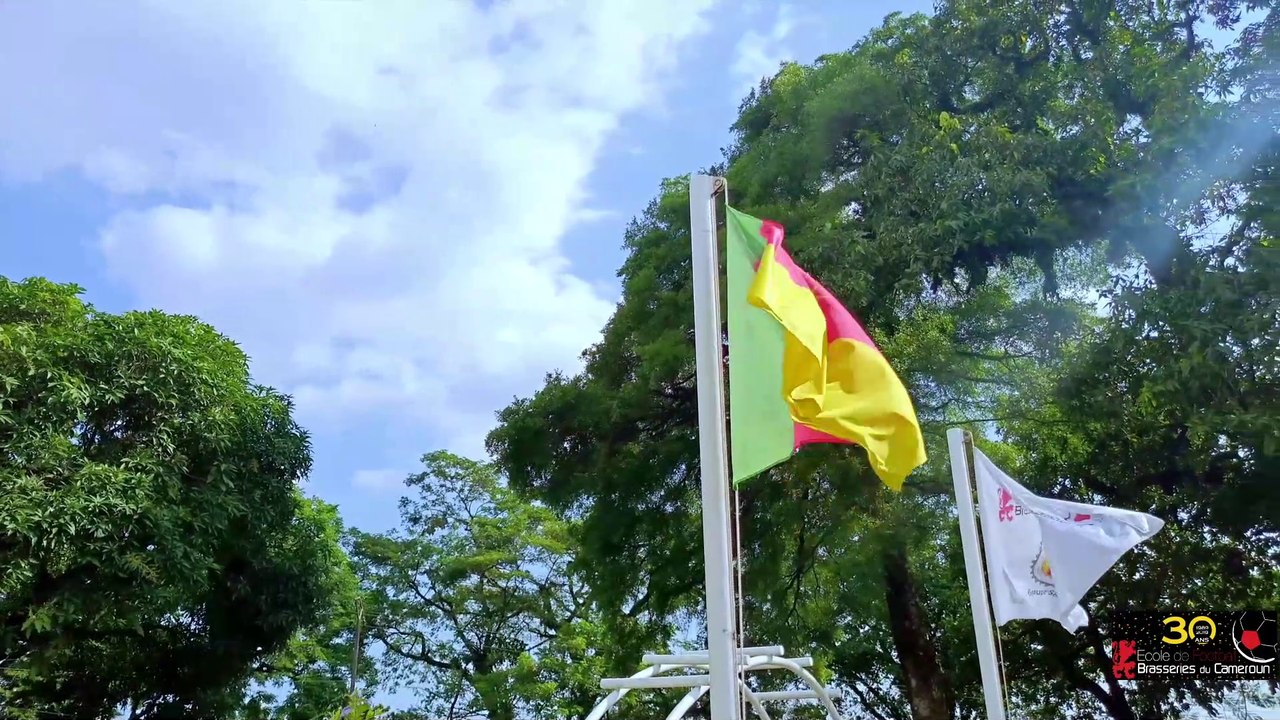 RETOUR SUR LA VISITE DE RIGOBERT SONG A L'EFBC