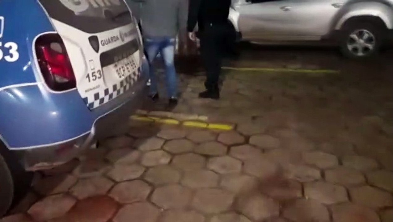 Acusado de violência doméstica no Bairro Periolo é detido e encaminhado à delegacia de Cascavel