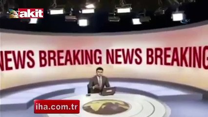 Deprem haberini sunarken depreme yakalandı