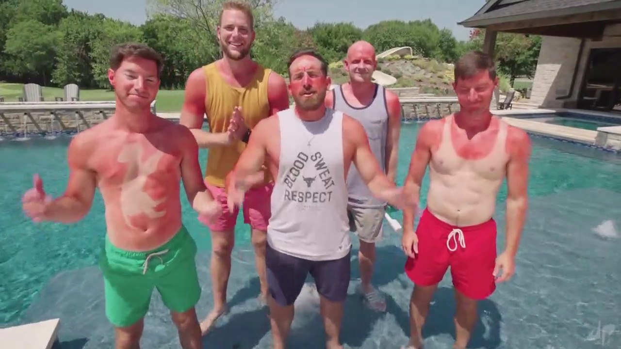 Swimming Pool Stereotypes | Dude Perfect - video Dailymotion