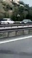 TEM Otoyolu'nda ters yönde hızla ilerleyen otomobil tehlike saçtı