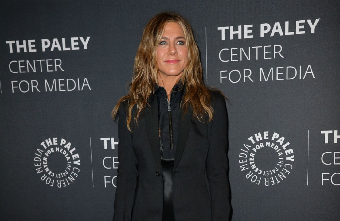 Jennifer Aniston would be 'proud' to have slept with David Schwimmer