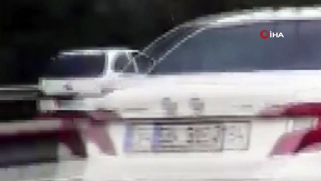 TEM Otoyolu’nda ters yönde hızla ilerleyen otomobil tehlike saçtı