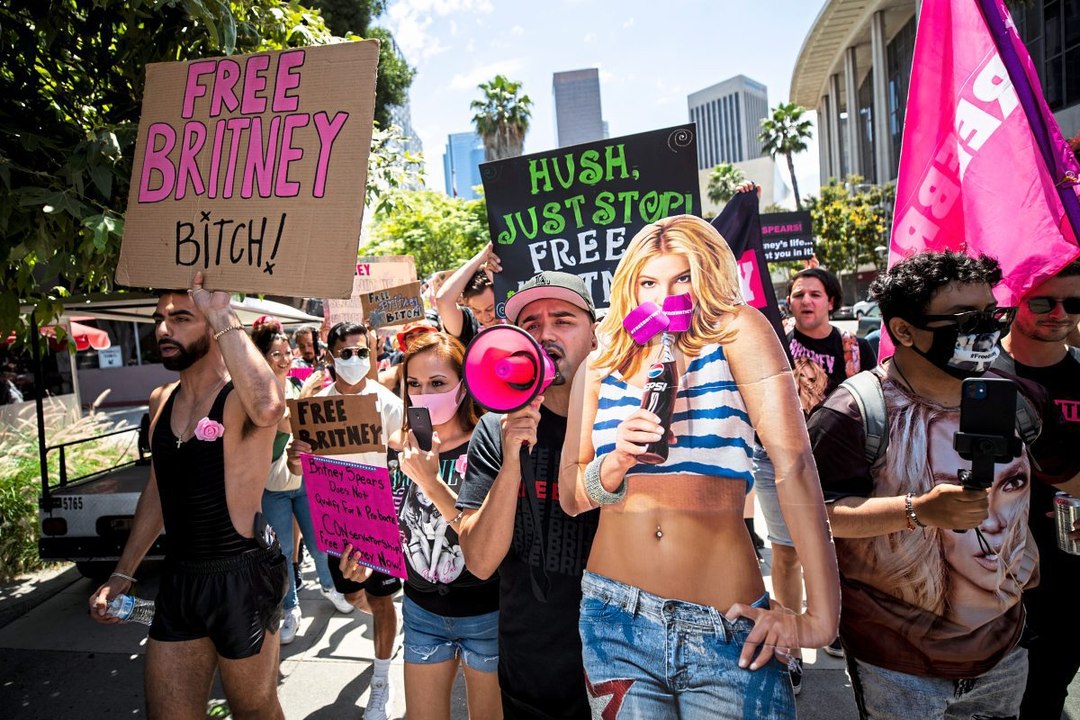 Britney Spears spricht sich gegen ihre Vormundschaft aus