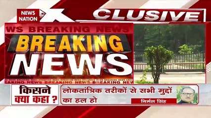 Many Kashmiri leaders including Farooq,Mehbooba reached PM's residence