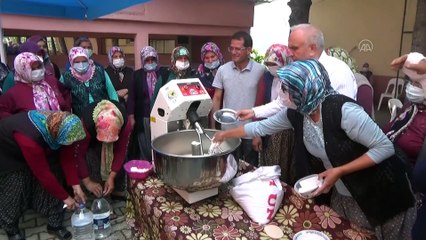MERSİN -  Yörük kadınlarına hamur yoğurma makinesi hediye edildi