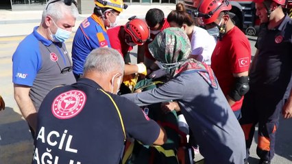 ELAZIĞ - Deprem ve yangın tatbikatı yapıldı