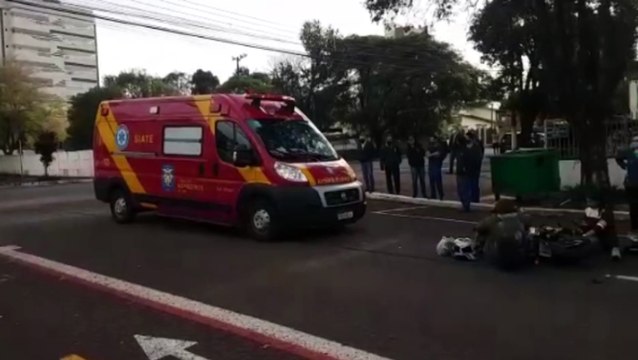 Duas mulheres ficam feridas em acidente entre carro e moto na Região Central de Cascavel