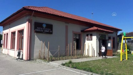 BARTIN - Dernek binasına yuva kuran sansarlar güvenlik kamerası ile tespit edildi